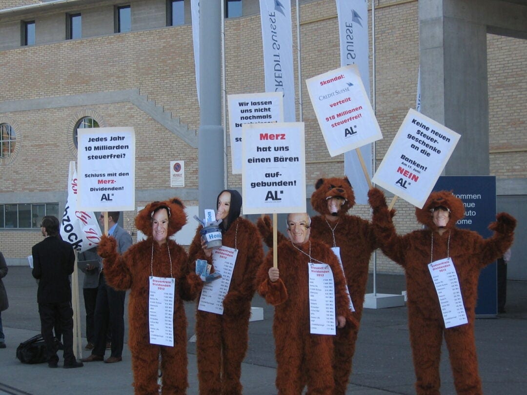 Demo vor der Credit Suisse