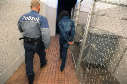 Prostitution: Stadtrat setzt weiter auf Bürokratie und Repression