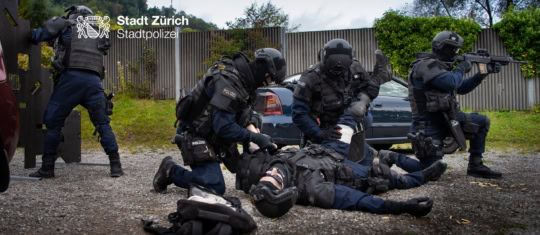 Es braucht konsequente und griffige Massnahmen gegen Racial Profiling